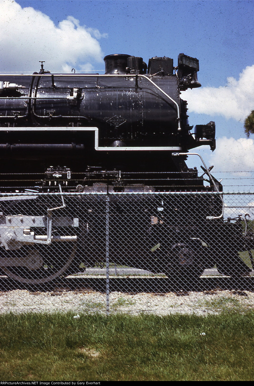 PM 2-8-4 #1225 - Pere Marquette